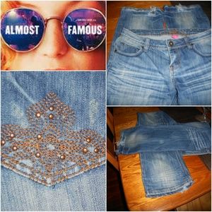 NWOT ALMOST FAMOUS BLING WHISKER JEANS SZ 7
